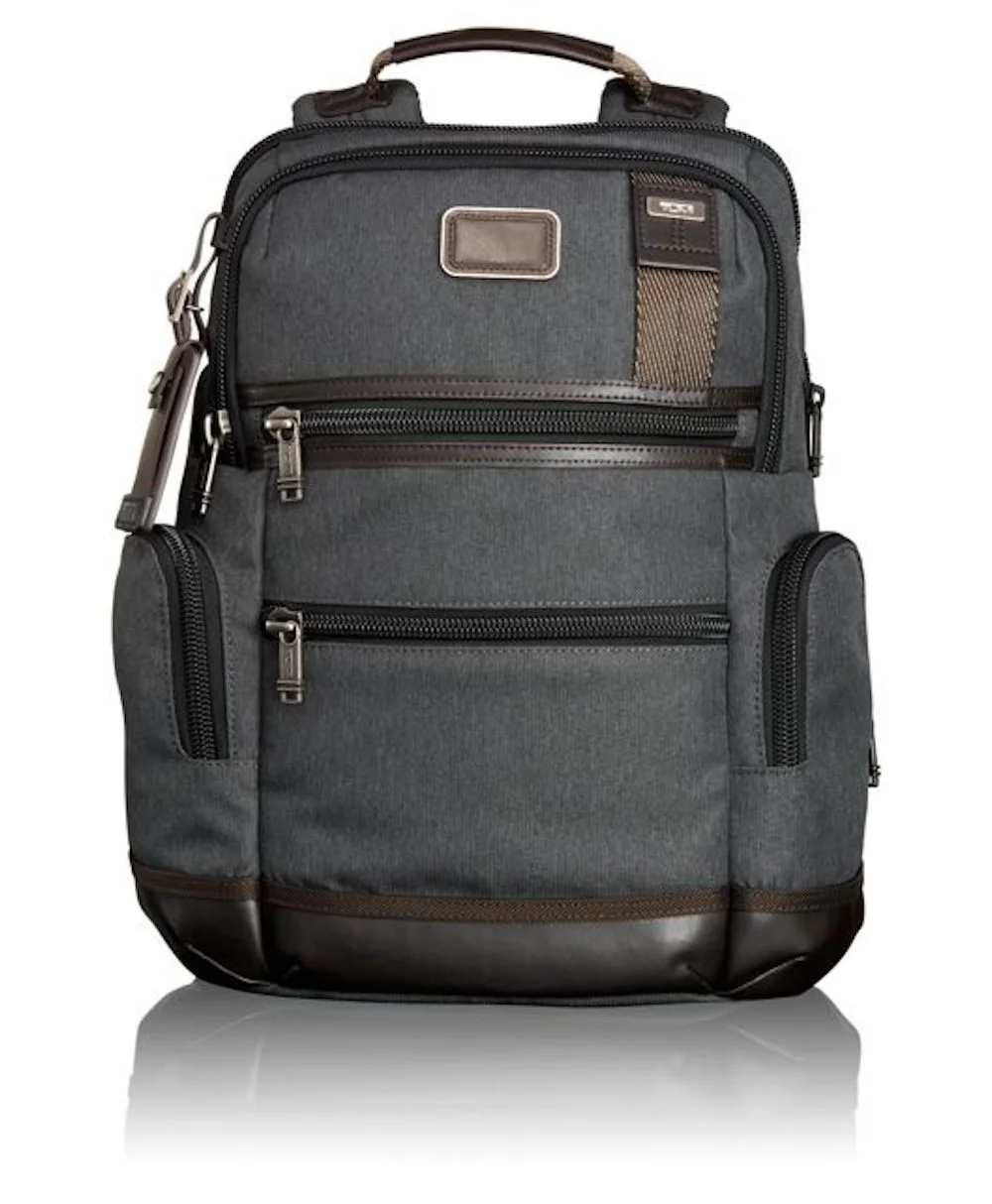 Review: Great Tumi Alpha 2 International Carry-on suitcase fits 17